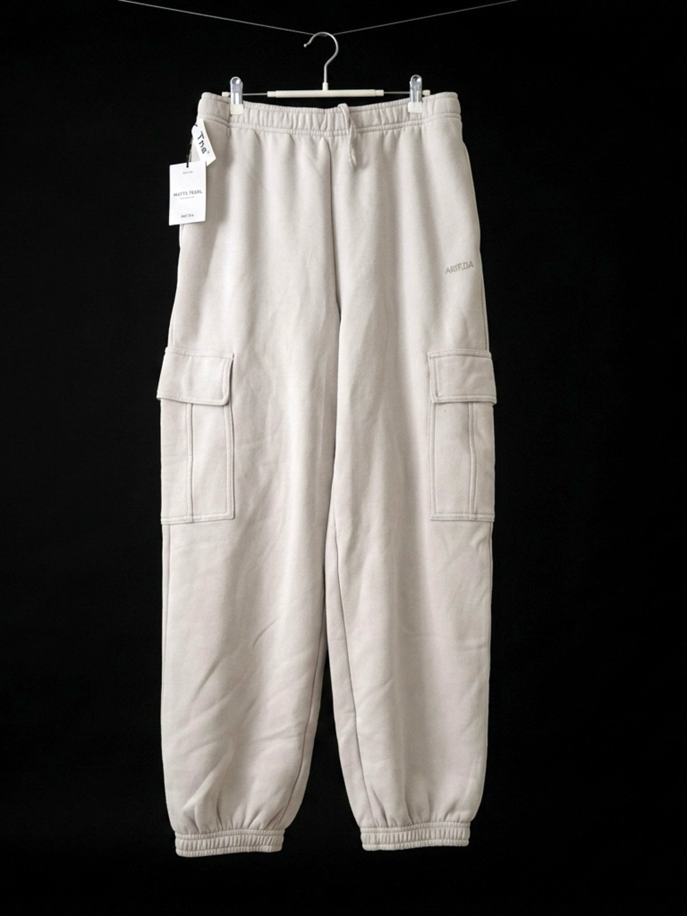 Aritzia Matte Pearl Cargo Jogger Sweatpants